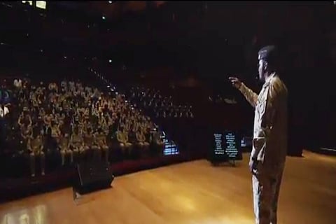 بالفيديو.. رسالة مؤثرة من المقدم المانع بعد إصابته بالحد الجنوبي