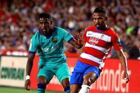 برشلونة يواصل الترنح ويخسر أمام غرناطة في الدوري الإسباني