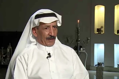 إبراهيم العقيل يسرد بعضًا من فصول قصته الطويلة مع الكاميرا: أعشقها لكني أرتجف أمامها