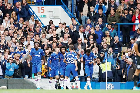 تشيلسي يحقق فوزه الأول على ملعبه بالدوري الإنجليزي