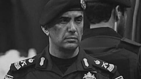 وفاة اللواء عبدالعزيز الفغم الحارس الشخصي للملك سلمان