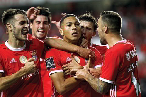 بنفيكا يهزم فيتوريا سيتوبال وينتزع صدارة الدوري البرتغالي مؤقتًا