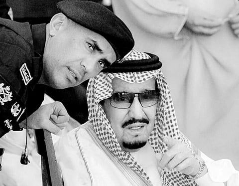 وزير الصحة ناعيًا اللواء الفغم: حرس ملوكنا فسكن قلوبنا