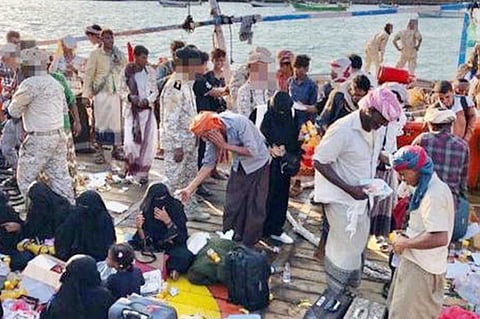 قوات التحالف البحرية تنقذ سفينة «الواثق» وركابها بعد جُنوحها ببحر العرب