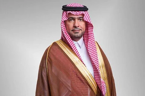وزير الإسكان يشيد بجناح «الداخلية» في معرض جيتكس للتقنية 2019