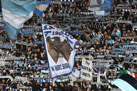 يويفا يبدأ إجراءات انضباطية ضد لاتسيو الإيطالي بسبب العنصرية