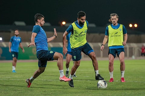 الفتح يستعد بمعسكر الإمارات لمواجهة العدالة في دوري المحترفين