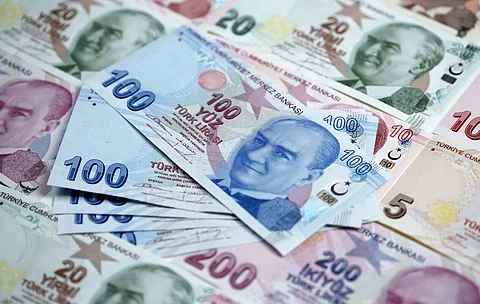 الليرة التركية تتعرض لـ«انتكاسة جديدة» بعد تصريحات «فخرالدين ألتون»