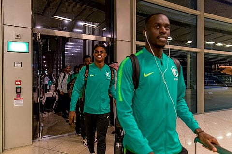 بالصور.. بعثة «الأخضر» تصل الأردن للقاء منتخب فلسطين