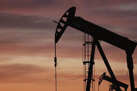 ضبابية المحادثات الأمريكيةـ الصينية تهبط بأسعار النفط إلى 58.87 دولار للبرميل