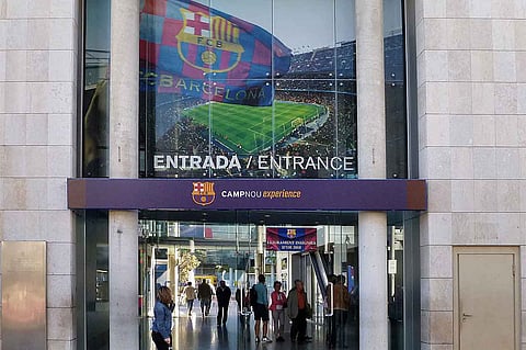 ردًا على سجن قادة الانفصال.. اتحاد كتالونيا لكرة القدم يُعلِّق أنشطته