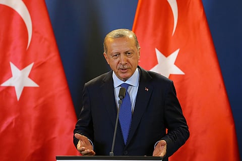 أردوغان يبرر عدوانه على سوريا بعدم تلقيه مساعدات للاجئين.. والأرقام تفضحه