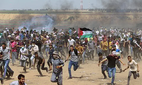 إصابة 70 فلسطينيًّا في مواجهات مع جيش الاحتلال شرق غزة