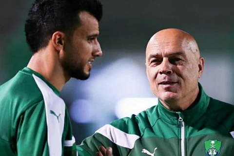السومة مُعلقًا على عودة جروس: خبير بالدوري وسننافس على اللقب