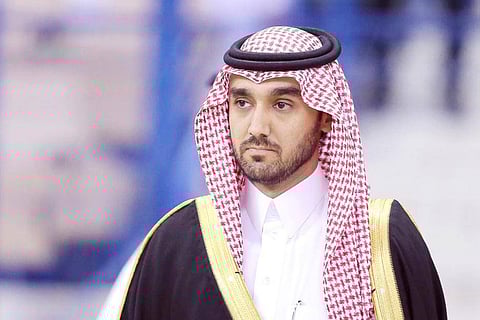 رئيس «هيئة الرياضة» يتوّج «ريقا لاتفيا» بكأس الجولة العالمية للمدن لكرة السلة 3×3