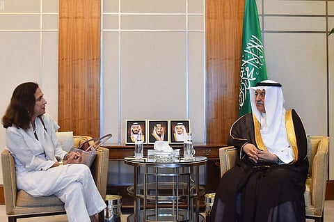 العساف يبحث مع سفيرة كولومبيا العلاقات بين البلدين