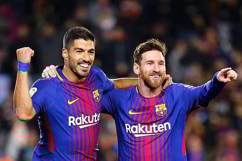 التوقف الدولي يُصيب مدرِّب برشلونة بالذعر.. والأمل في ميسي وسواريز