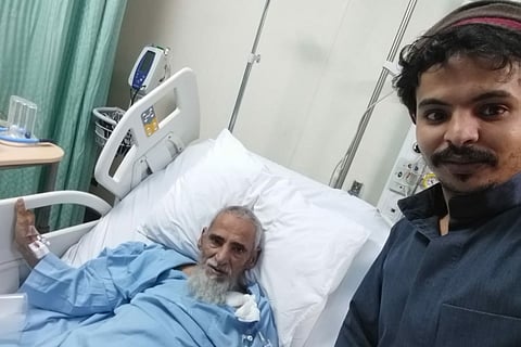 مرابط بالحد الجنوبي يتبرَّع بكليته لوالده ويُنهي معاناته مع الغسيل