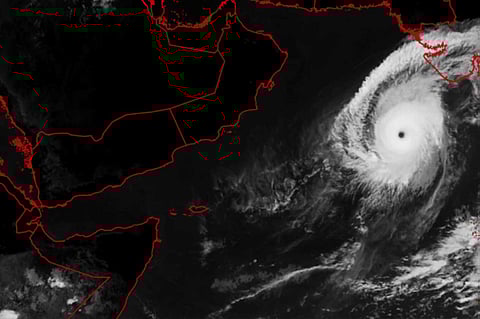 «الزعاق» يوضِّح تأثيرات الإعصار «كيار» على مناطق السعودية