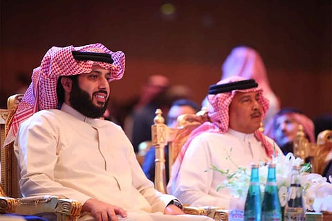 تركي آل الشيخ يعلن تكريم الفنان محمد عبده في حفل أسطوري آخر ديسمبر
