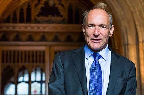 شبكة الإنترنت تحتفل بمرور 50 عامًا على إرسال أول رسالة بين مختبرين