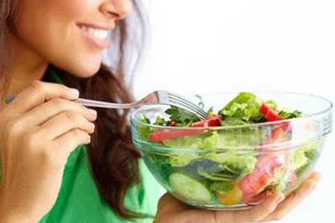 نقص الحديد يهاجم «النباتيين» والمرأة في «حالات معينة»