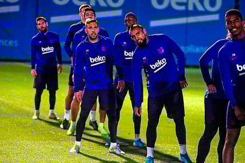 برشلونة يسعى لاستغلال »كامب نو« في تضميد جراحه