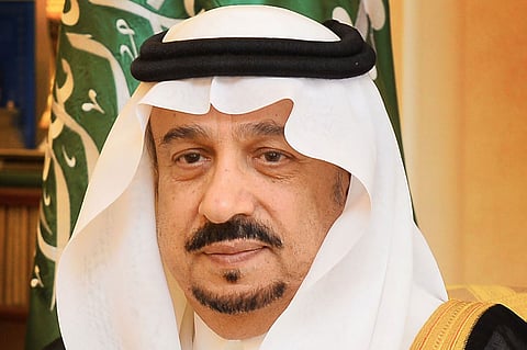 أمير الرياض يعزي الأمير فهد بن مشاري في وفاة والدته