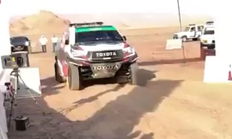 بالفيديو.. انطلاقة رائعة للبطل الراجحي في أولى جولات رالي العلا نيوم