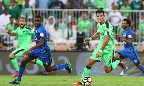 لقطة بلايلي بمباراة الجندل.. تُهدد الأهلي بفقدان اللاعب أمام الهلال