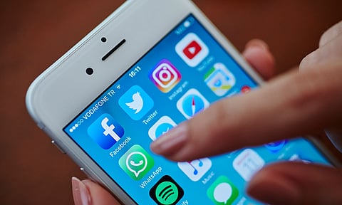 5 ثغرات خطيرة تُهدد رسائلكم على «واتساب»