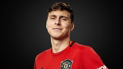 ليندلوف ينتزع الكرة الذهبية السويدية.. وإبراهيموفيتش أفضل مهاجم للمرة الـ14