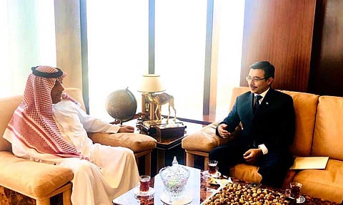 رئيس مجلس إدارة نادي الإبل يستقبل السفير الأوزبكي لدى السعودية