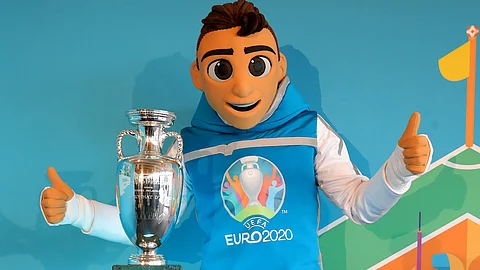 «يويفا» يعلن تصنيف المنتخبات المشاركة في بطولة «يورو 2020»