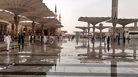 مدني المدينة المنورة يحذر من مخاطر التقلبات الجوية