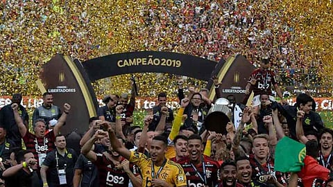 فلامينجو يلقِّن ريفر بليت درسًا قاسيًا ويُتوَّج بلقب كأس ليبرتادوريس