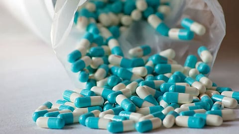 دراسة جديدة تحذِّر من آثار المسكنات وتنصحك بـ«اللبأ البقري»