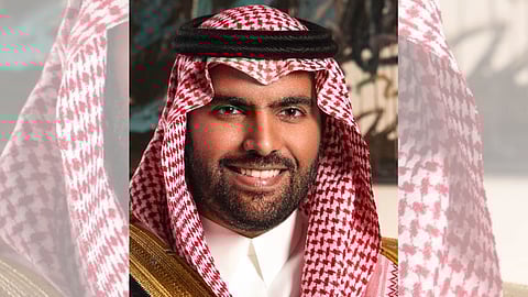 وزير الثقافة يوجه بتطوير وتعزيز احتياجات اللجنة «الوطنية للتربية والعلوم»