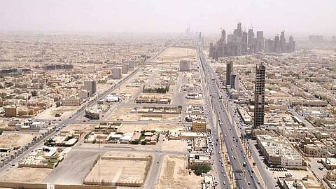 توجيهات عليا بإيقاف منح الأراضي السكنية في مدينة الرياض