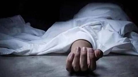 «الله يخليك لا تقول إنه مات».. رسالة مؤثرة من شاب تجتاح مواقع التواصل