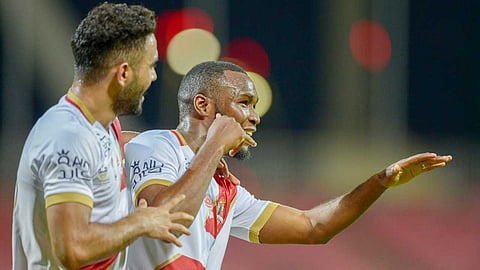 الوحدة يعبر الخليج بصعوبة ويتأهل إلى ثمن نهائي كأس الملك