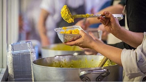 مطاعم إيطالية تقدّم «وجبات مجانية» للمحتاجين