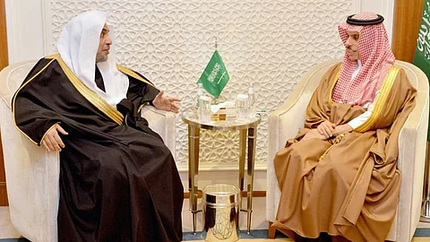وزير الخارجية يستقبل الأمين العام لرابطة العالم الإسلامي