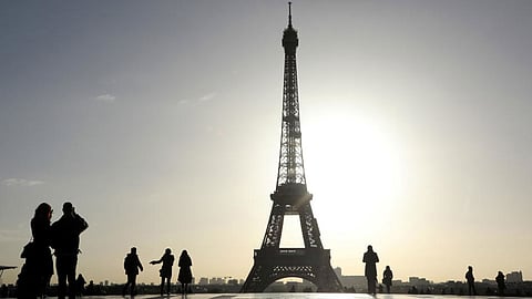 إضراب عام يغلق أبواب برج إيفل ومتحف أورسيه الفرنسيَّين