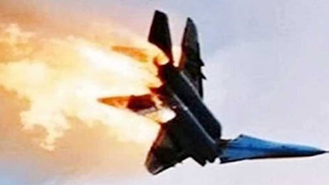 الجيش المصري يعلن سقوط مقاتلة بشكل مفاجئ