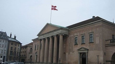 محكمة دنماركية تقضي بسجن ثلاثة أشخاص اشتروا طائرات مسيَّرة لصالح داعش