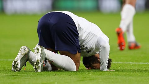 «فيفا» يهنّئ «صلاح» على مباراته الـ100 في الدوري الإنجليزي