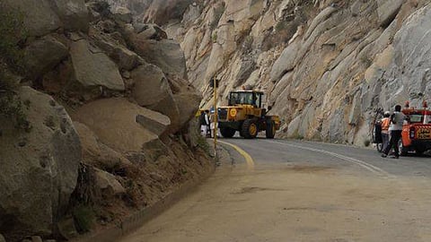 بعد انتهاء أعمال الصيانة.. إعادة فتح عقبة حزنة بالباحة