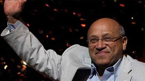 تعاون مع أحمد زكي وعادل إمام.. الموت يغيب المخرج سمير سيف