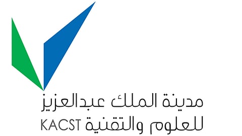 إنجاز جديد للمرأة السعودية.. «ليلى الشهري» تخترع جهازًا لكبار السن